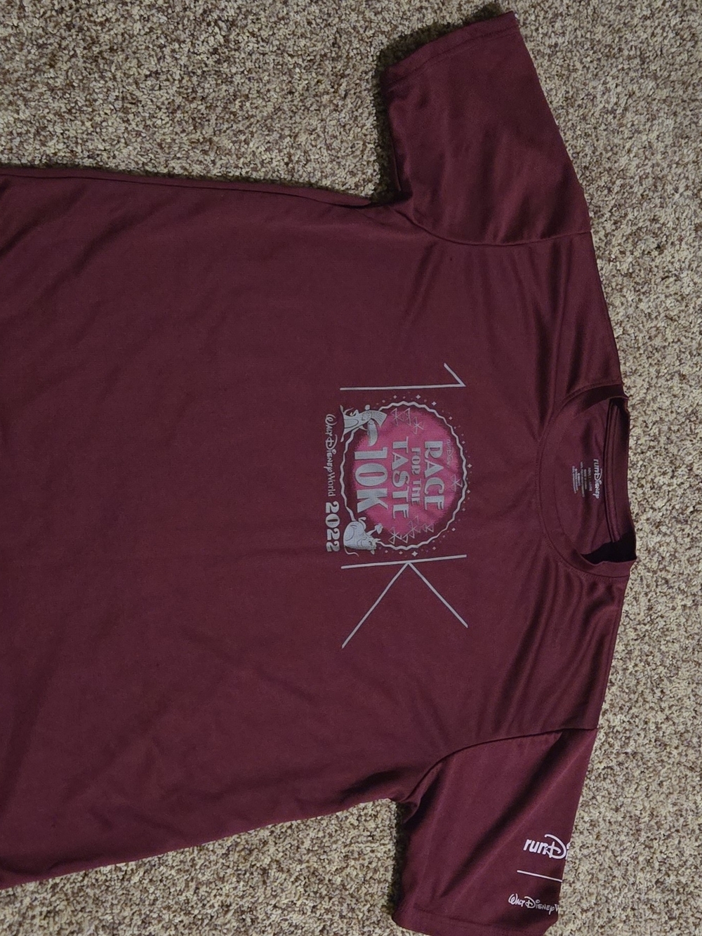 Disney Maroon 'Race to the 10K' Short-Sleeve Tech Tee